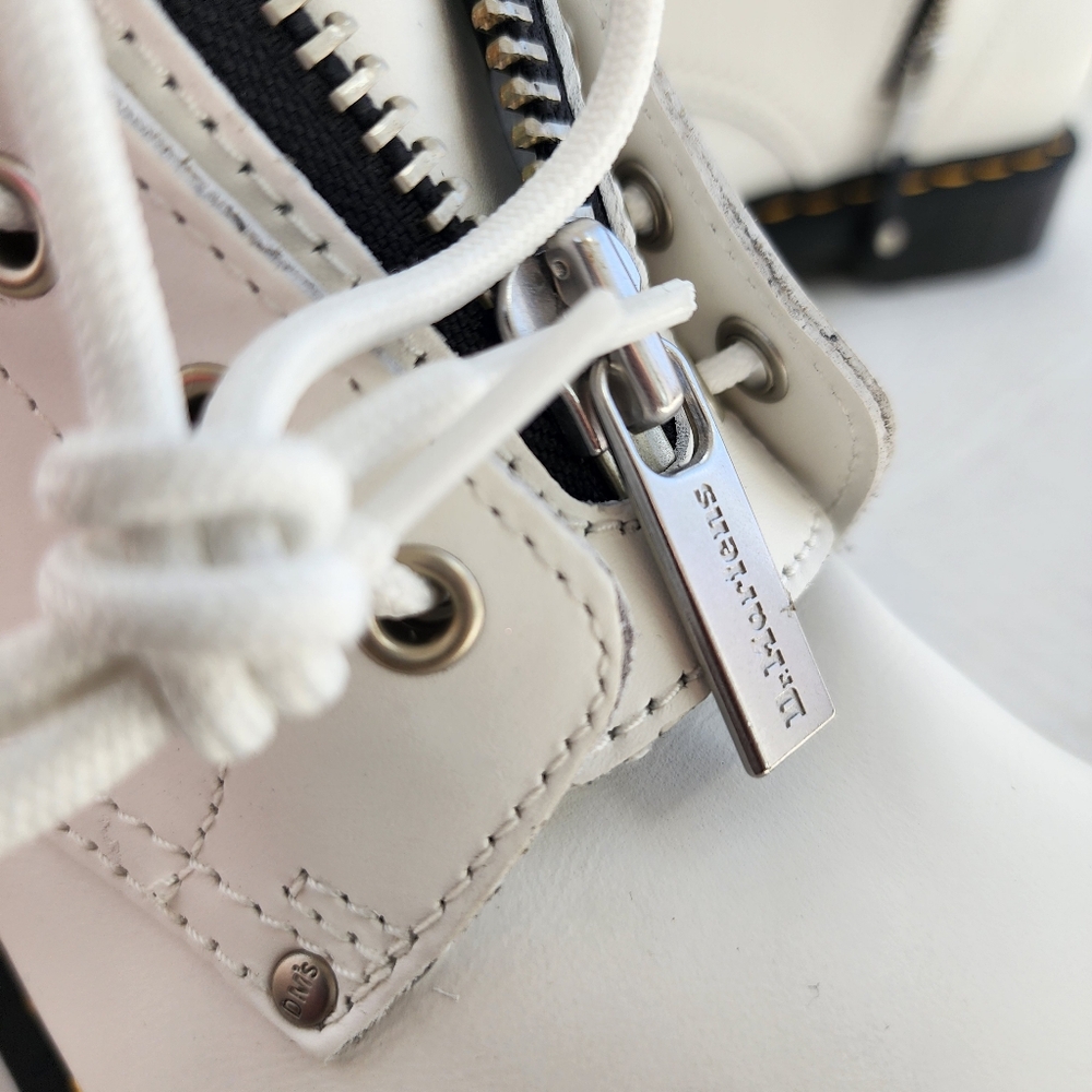 DR. MARTENS AIRWAIR DOUBLE ZIP WHITE LEATHER LACE UP COMBAT BOOTS SENDEL - Picture 12 of 16